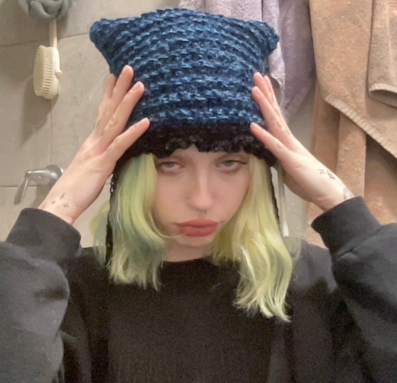 Cat Hat Bleu